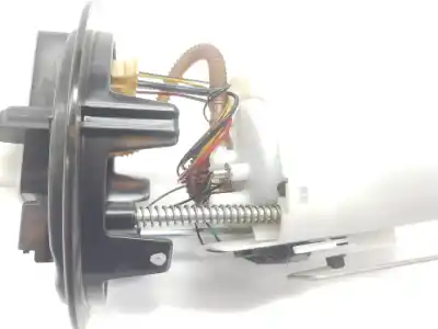 Second-hand car spare part fuel pump for peugeot 5008 1.2 12v e-thp oem iam references 9801103380 9801103380 