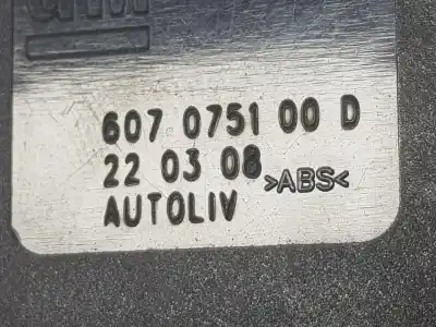 Автозапчастина б/у правий натяжач подушки безпеки для corsa corsa d cmon посилання на oem iam 93189561  93196571
