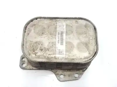 Pezzo di ricambio per auto di seconda mano radiatore olio per volkswagen golf vii lim. 1.6 tdi dpf riferimenti oem iam 03n115389a