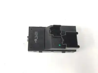 Second-hand car spare part right front power window switch for opel astra j (p10) 1.7 cdti (68) oem iam references 13301886  13301886