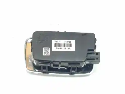 Peça sobressalente para automóvel em segunda mão luz interior por volvo v60 familiar 2.0 d referências oem iam 31694123