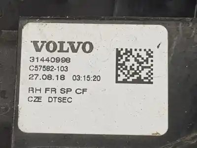 Автозапчастина б/у замок передній праві двері для volvo v60 familiar 2.0 d посилання на oem iam 31440998  31440998