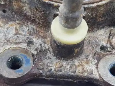 Second-hand car spare part rear left knuckle for clase c clase m 2.7 cdi 20v oem iam references a1633500108  a1633500108