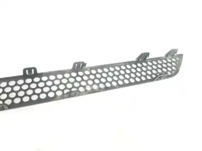 Second-hand car spare part front grille for clase c clase m 2.7 cdi 20v oem iam references a1638850681