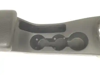 Pezzo di ricambio per auto di seconda mano bracciolo centrale per opel astra j lim. 1.7 16v cdti riferimenti oem iam 13412819 13312283 