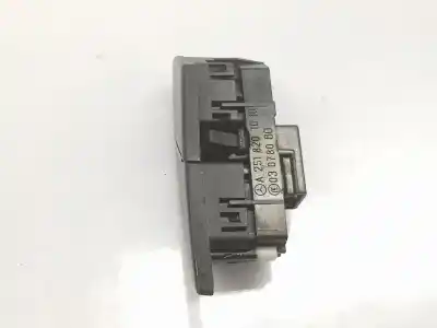 Pièce détachée automobile d'occasion bouton interrupteur pour clase c clase r 3.0 cdi références oem iam a2518201010  a2518201010