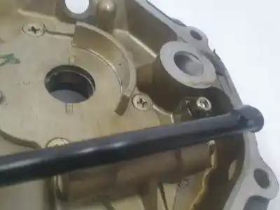 Pezzo di ricambio per auto di seconda mano bomba a olio per hyundai i10 (pa) 1.1 classic riferimenti oem iam 2135004180 2135004180 1141c13 