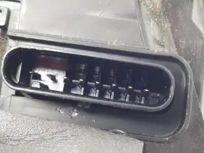 Автозапчастина б/у замок заднього правого дверя для jaguar fpace 2.0 turbo посилання на oem iam t2h17436  cpla26412eg