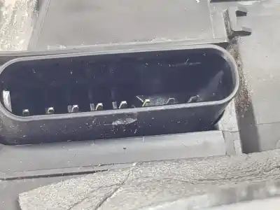 Автозапчастина б/у замок дверей заднього лівого для jaguar fpace 2.0 turbo посилання на oem iam t2h17440  cpla26413eg