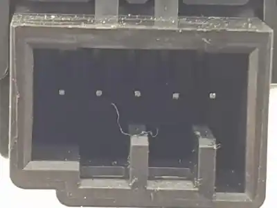 Автозапчастина б/у управління склами задніх правіх для jaguar fpace 2.0 turbo посилання на oem iam t2h3235