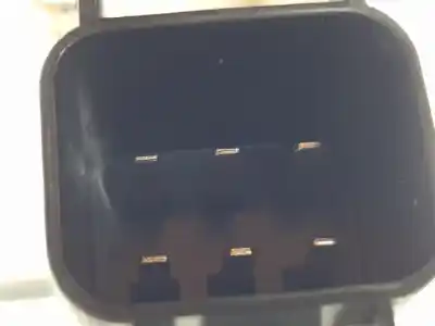 Автозапчастина б/у двиг скла задне ліво для jaguar fpace 2.0 turbo посилання на oem iam t4a16780  hk8327001ac