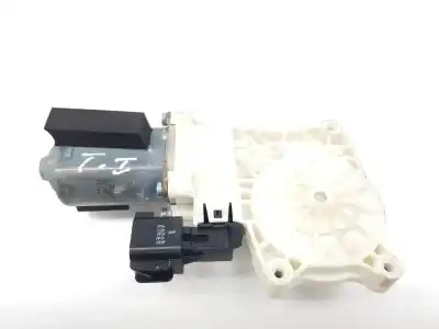 Автозапчастина б/у двиг скла задне ліво для jaguar fpace 2.0 turbo посилання на oem iam t4a16780  hk8327001ac