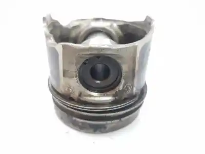 Second-hand car spare part piston for suzuki grand vitara jb (jt) 1.9 ddis turbodiesel oem iam references 211167jg00s0 211167jg00s0 