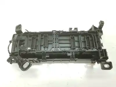 Peça sobressalente para automóvel em segunda mão caixa de fusíveis e relés por mercedes-benz clase cla (w117) 2.1 cdi cat referências oem iam a2465400040  a2465400040