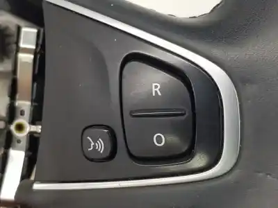 Second-hand car spare part steering wheel for renault captur 1.3 tce 4 cylindros oem iam references 484000110r 484000110r 
