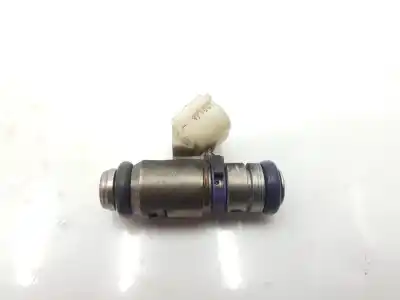 Pezzo di ricambio per auto di seconda mano INIETTORE per VOLKSWAGEN POLO V (6R1, 6C1)  Riferimenti OEM IAM 036906031AH  036906031AH