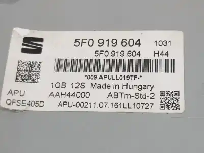 Автозапчасти б/у многофункциональный дисплей за seat leon sc (5f5) fr ссылки oem iam 5f0919604  5f0919604