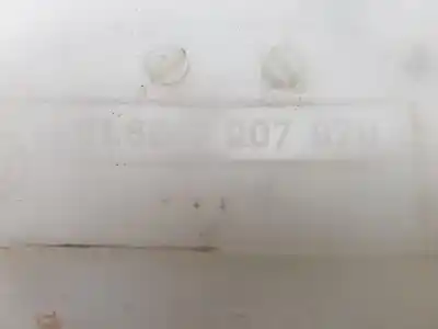 Second-hand car spare part windscreen washer bottle for bmw 3 compact (e46) 318 ti oem iam references 61667007970  7008057