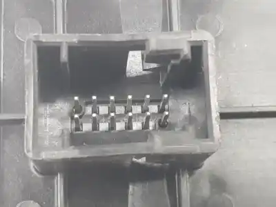 Piesă de schimb auto la mâna a doua panou comandã geamuri electrice fațã stânga pentru fiat 500 l 1.4 referințe oem iam 735632384