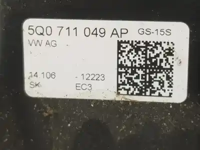 Автозапчасти б/у рычаг переключения передач за seat leon (5f1) 1.6 tdi ссылки oem iam 5q0711049ap  5q0711049ap