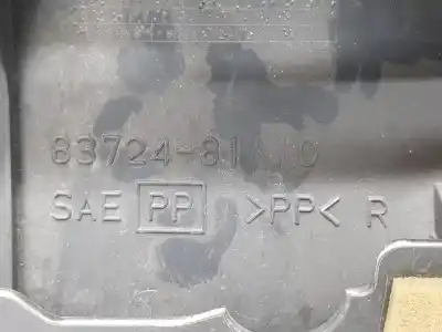 Автозапчасти б/у обивка передней правой двери за suzuki jimny sn (fj) 1.3 16v cat 82 cv / 60 kw ссылки oem iam 8370181a70p4z  8372481a10