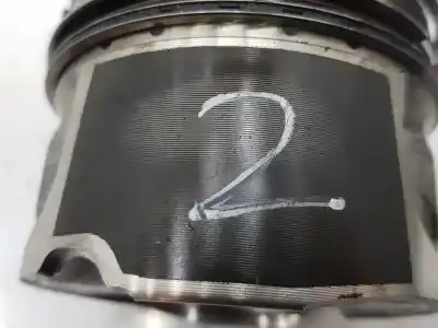 Tweedehands auto-onderdeel zuiger voor toyota avensis 2.0 d-4d oem iam-referenties 131010r070