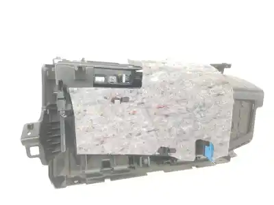 Автозапчастина б/у бардачок для clase c clase a 2.1 cdi посилання на oem iam 17668000919h68  