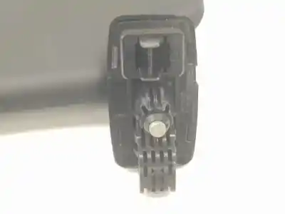 Автозапчасти б/у правая зона за clase c clase a 2.1 cdi ссылки oem iam a1768100210  a1768100210