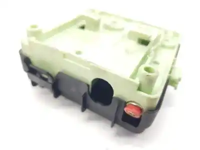 Second-hand car spare part fuse box unit for bmw x3 (e83) 2.0 d oem iam references 61138387547  8387547