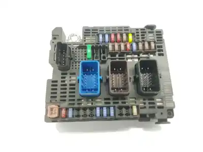 Peça sobressalente para automóvel em segunda mão caixa de fusíveis e relés por peugeot 3008 1.6 blue-hdi fap referências oem iam 9810296180 9810296180 