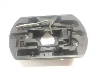 Pezzo di ricambio per auto di seconda mano Cric di sollevamento per PEUGEOT 308 II (LB_, LP_, LW_, LH_, L3_)  Riferimenti OEM IAM 672594  672594