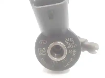 Second-hand car spare part injector for renault trafic combi (ab 4.01) 1.9 diesel oem iam references 8200100272  8200100272