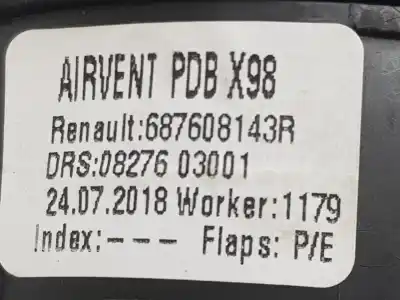 Peça sobressalente para automóvel em segunda mão grelha de ventilação tablier por renault captur 1.2 tce energy referências oem iam 687608143r