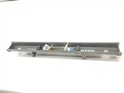 Pezzo di ricambio per auto di seconda mano PARAURTI POSTERIORE per IVECO DAILY CAJA ABIERTA  Riferimenti OEM IAM 5802813851  5802813851