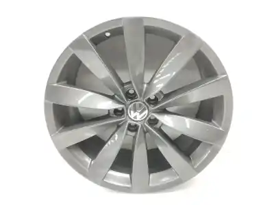 Pièce détachée automobile d'occasion jante pour volkswagen scirocco 2.0 tdi dpf références oem iam 1k8601025c 8jx19h2 19 pulgadas 