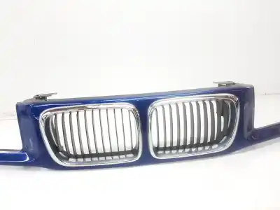Автозапчасти б/у передняя решетка за bmw serie 3 compacto (e36) 1.8 16v cat ссылки oem iam 41338225981 8225982 
