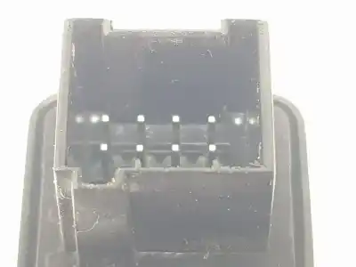 Second-hand car spare part right front power window switch for iveco daily furgón 2.3 diesel oem iam references 5801511730  5801511730