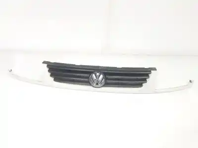 Second-hand car spare part FRONT GRILLE for VOLKSWAGEN POLO III CLASSIC (6V2)  OEM IAM references 6N0853661C  6N0853653B