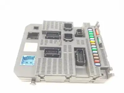 Peça sobressalente para automóvel em segunda mão caixa de fusíveis e relés por peugeot 308 sport referências oem iam 6580ne