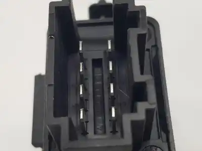 Second-hand car spare part electronic module for seat arona 1.0 tsi oem iam references 2q0959772  2q0959772