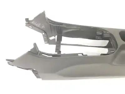 Автозапчастина б/у центральний подлокник для hyundai i30 (pd) 1.6 crdi cat посилання на oem iam 84611g4300try  84611g4300try