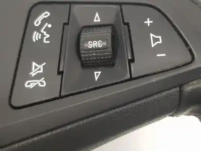 Second-hand car spare part steering wheel for opel corsa e (x15) 1.4 lpg (08 68) oem iam references 39116011