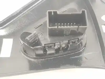 Second-hand car spare part decorative moulding for opel corsa e (x15) 1.4 lpg (08 68) oem iam references 39050456