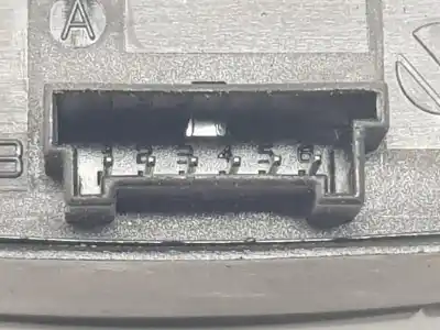 Peça sobressalente para automóvel em segunda mão interruptor 4 piscas - emergência por bmw serie 1 cabrio (e88) 2.0 turbodiesel cat referências oem iam 61316945603