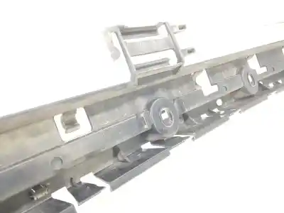 Peça sobressalente para automóvel em segunda mão suporte por bmw serie 1 cabrio (e88) 2.0 turbodiesel cat referências oem iam 51127170665