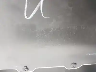 Автозапчасти б/у обивка передней правой двери за nissan qashqai (j11) 1.6 cat 163 cv / 120 kw ссылки oem iam 80900hv50b  80900hv50b