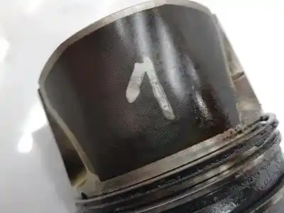 Second-hand car spare part piston for opel astra j (p10) 1.7 cdti (68) oem iam references 98428377  98428377