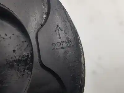 Second-hand car spare part piston for bmw 3 touring (e46) 320 d oem iam references 11257788396  7788396