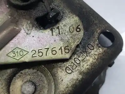 Pezzo di ricambio per auto di seconda mano chiusura del cappuccio per renault modus / grand modus (f/jp0_) 1.2 (jp0c jp0k fp0c fp0k fp0p jp0p jp0t) riferimenti oem iam 8200257616  8200257616