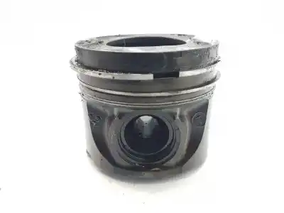 Second-hand car spare part piston for bmw x3 (e83) 3.0 d oem iam references 11257792745